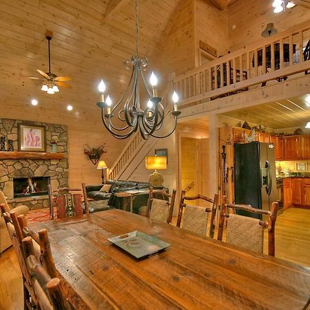 Aska Adventure Lodge Blue Ridge Buitenkant foto