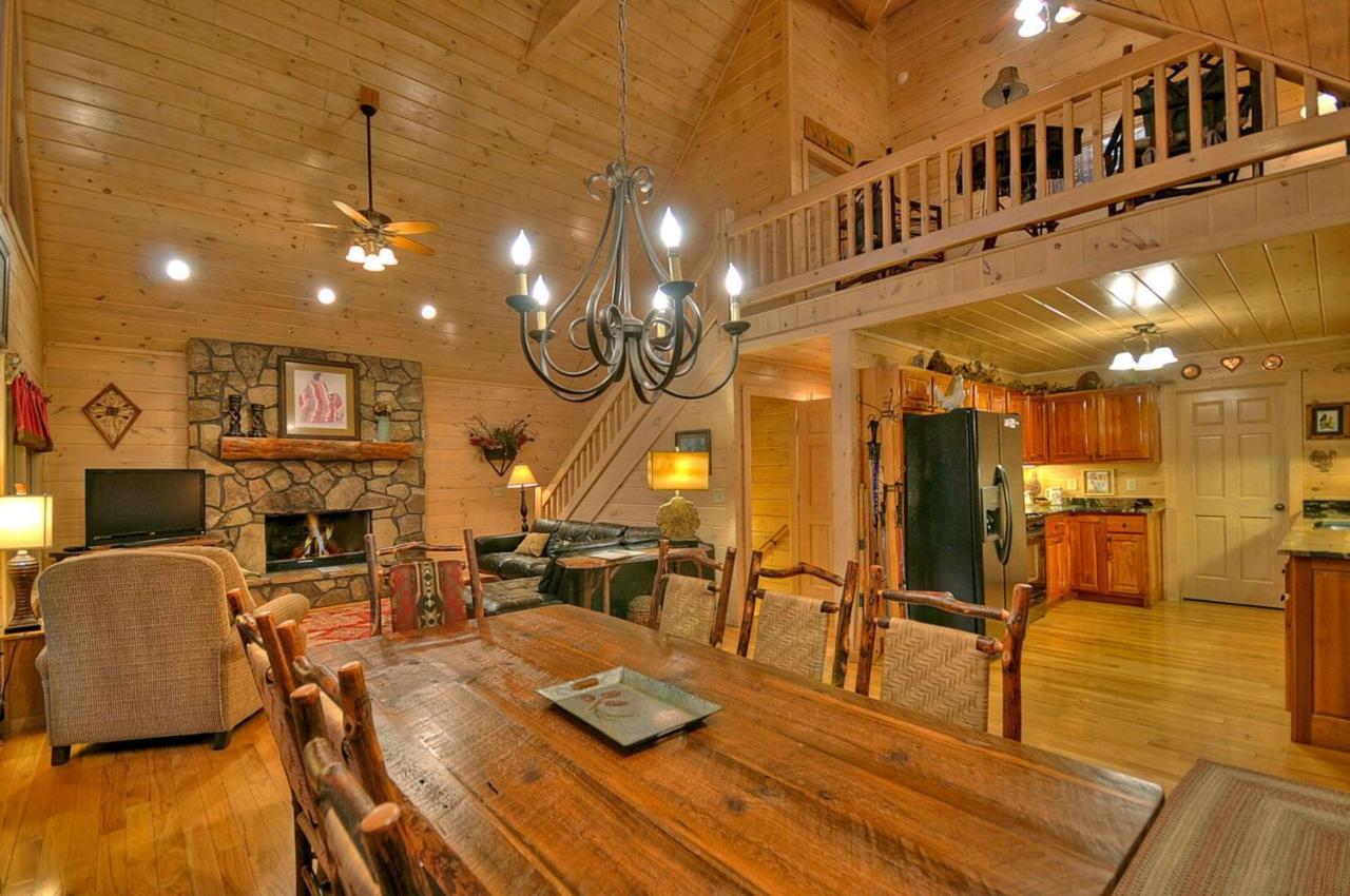 Aska Adventure Lodge Blue Ridge Buitenkant foto